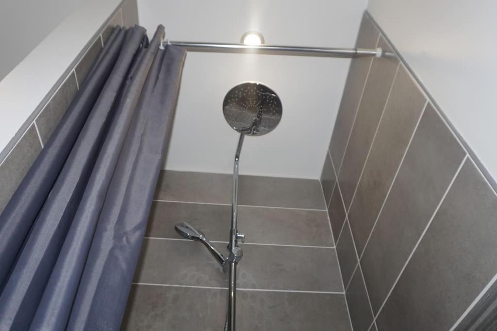 圣康坦Atypique T1 Duplex - Wifi .Parking .Proche .Gare公寓 外观 照片