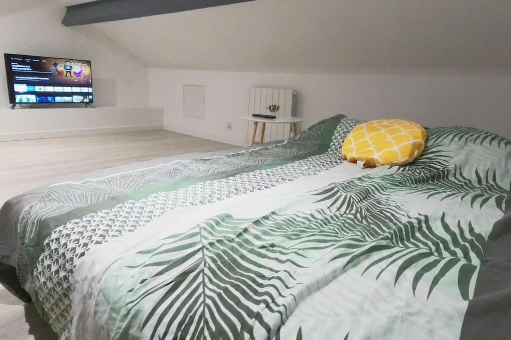 圣康坦Atypique T1 Duplex - Wifi .Parking .Proche .Gare公寓 外观 照片
