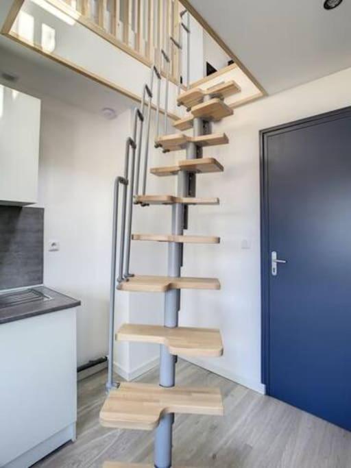 圣康坦Atypique T1 Duplex - Wifi .Parking .Proche .Gare公寓 外观 照片