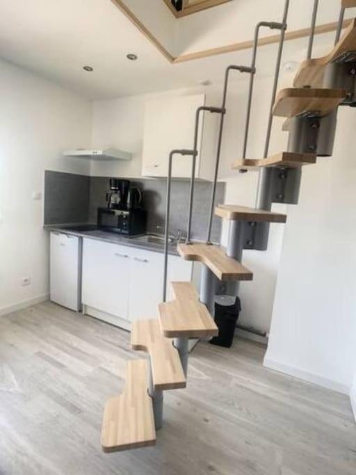 圣康坦Atypique T1 Duplex - Wifi .Parking .Proche .Gare公寓 外观 照片